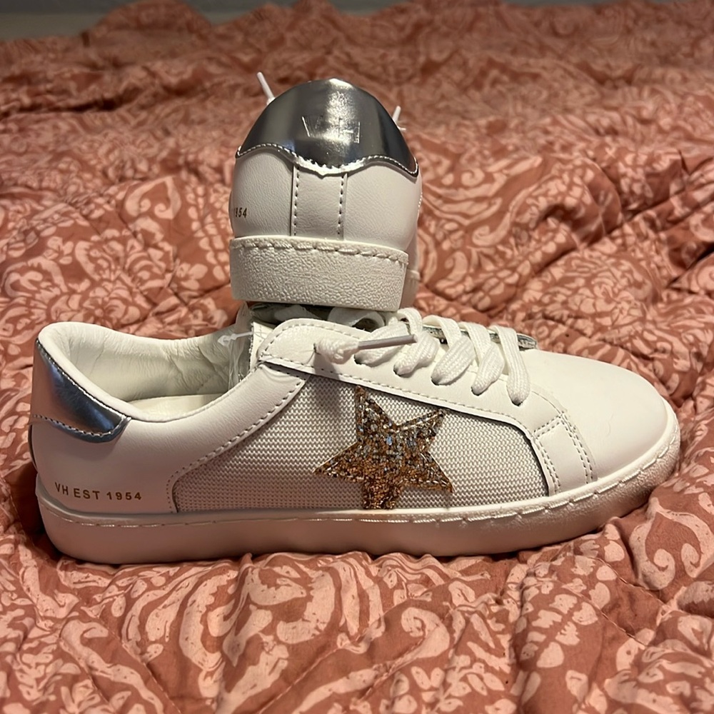 🆕 NWT Womens Vintage Havana Sneakers